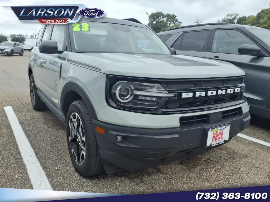 2023 Ford Bronco Sport Outer Banks — photo 1 of 1
