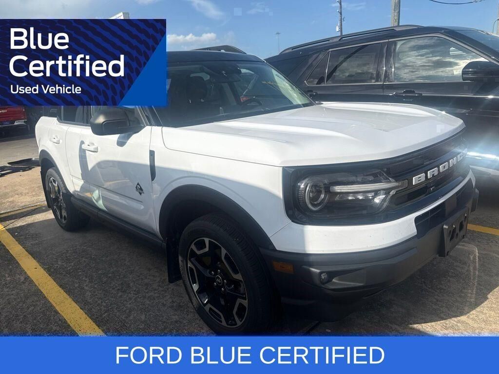 2023 Ford Bronco Sport Outer Banks — photo 1 of 1