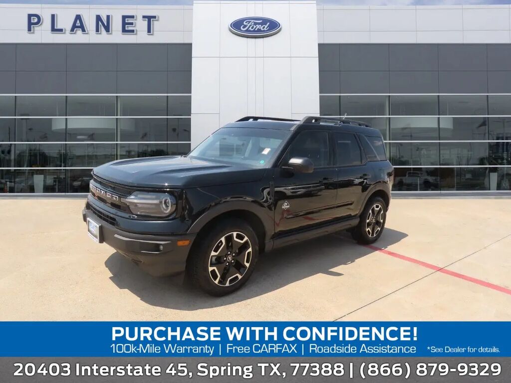 2023 Ford Bronco Sport Outer Banks — photo 1 of 13