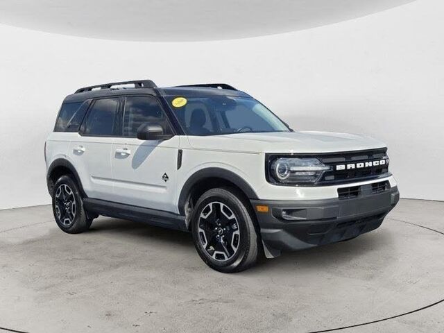 2023 Ford Bronco Sport Outer Banks — photo 1 of 1