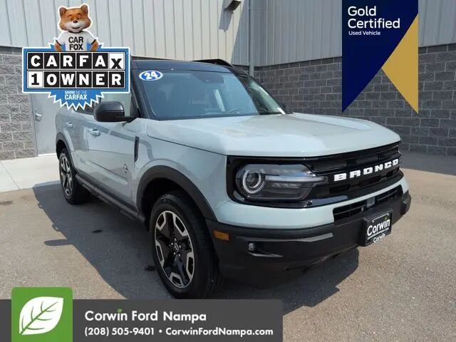 2024 Ford Bronco Sport Outer Banks — photo 1 of 13