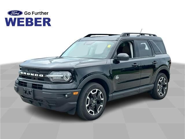 2024 Ford Bronco Sport Outer Banks — photo 1 of 13