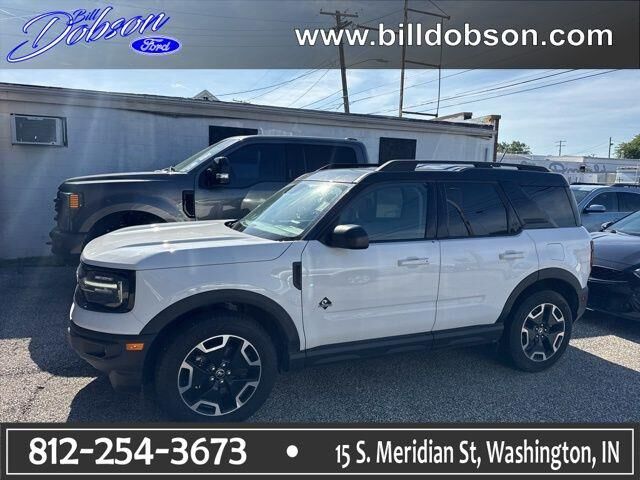 2021 Ford Bronco Sport Outer Banks — photo 1 of 13