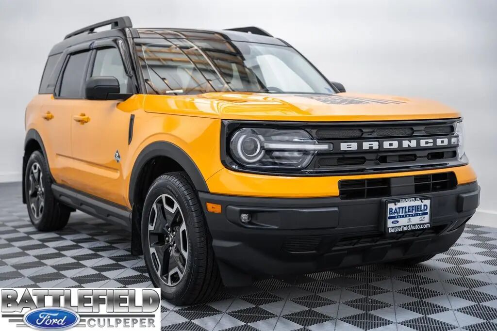 2022 Ford Bronco Sport Outer Banks — photo 1 of 13