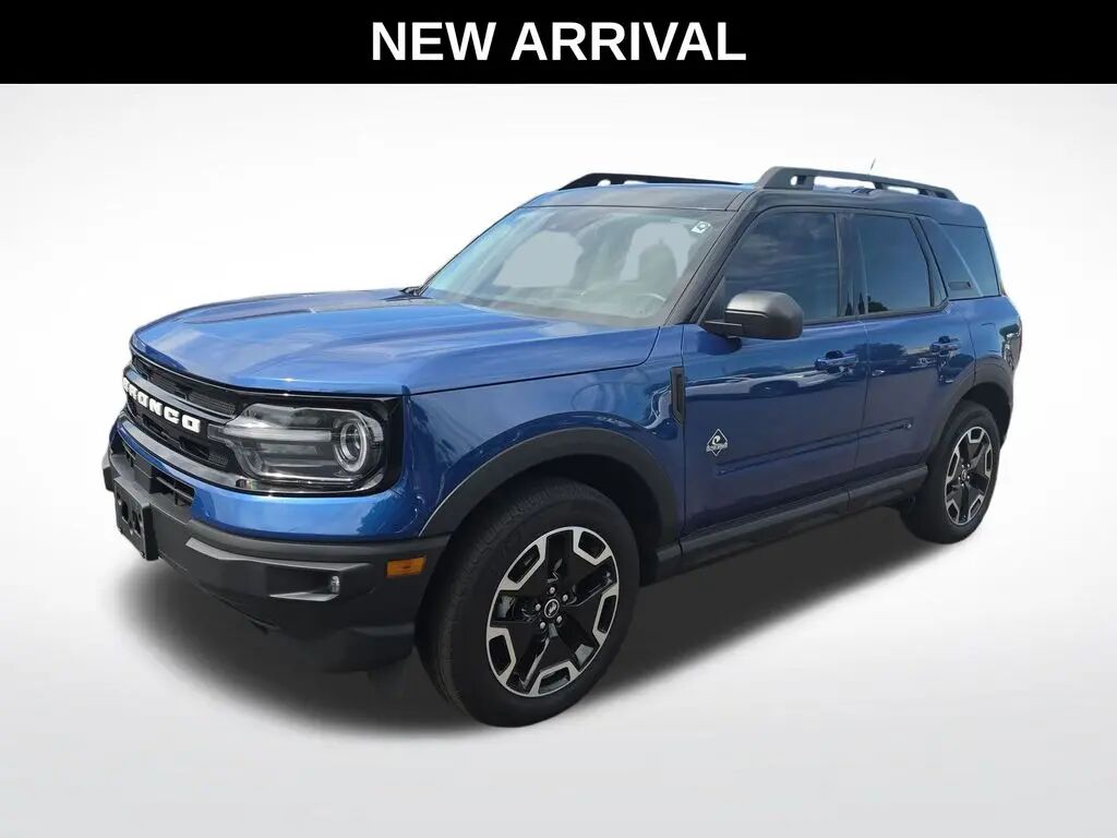 2023 Ford Bronco Sport Outer Banks — photo 1 of 7
