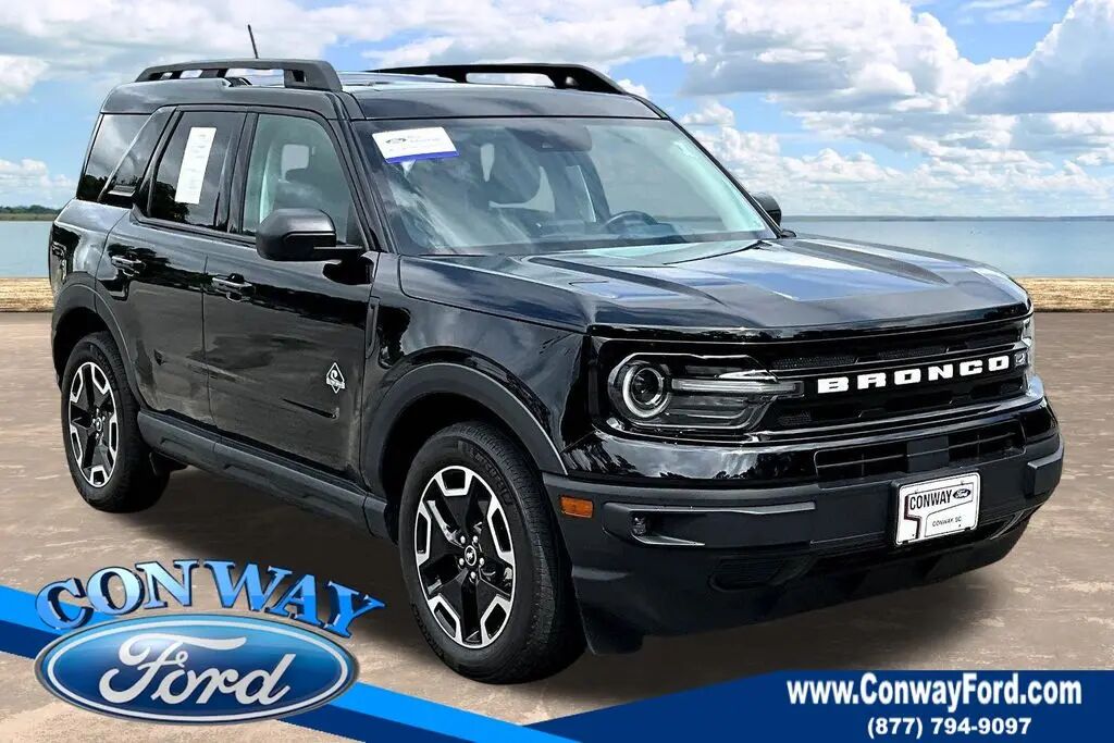 2023 Ford Bronco Sport Outer Banks — photo 1 of 4