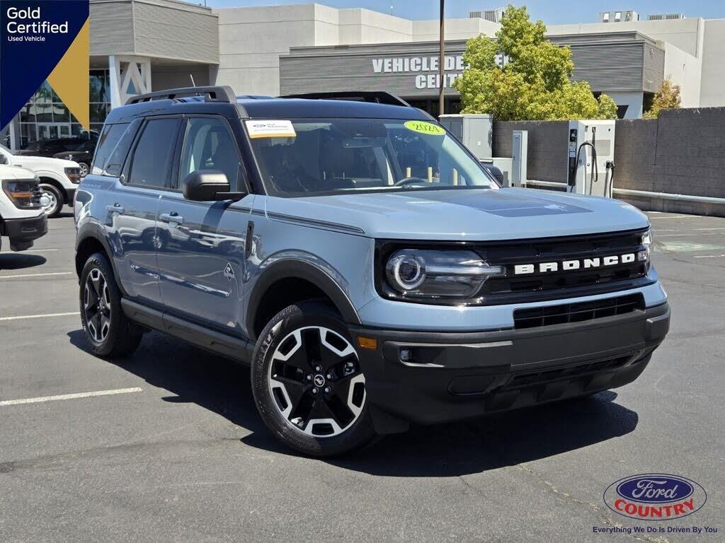 2024 Ford Bronco Sport Outer Banks — photo 1 of 1