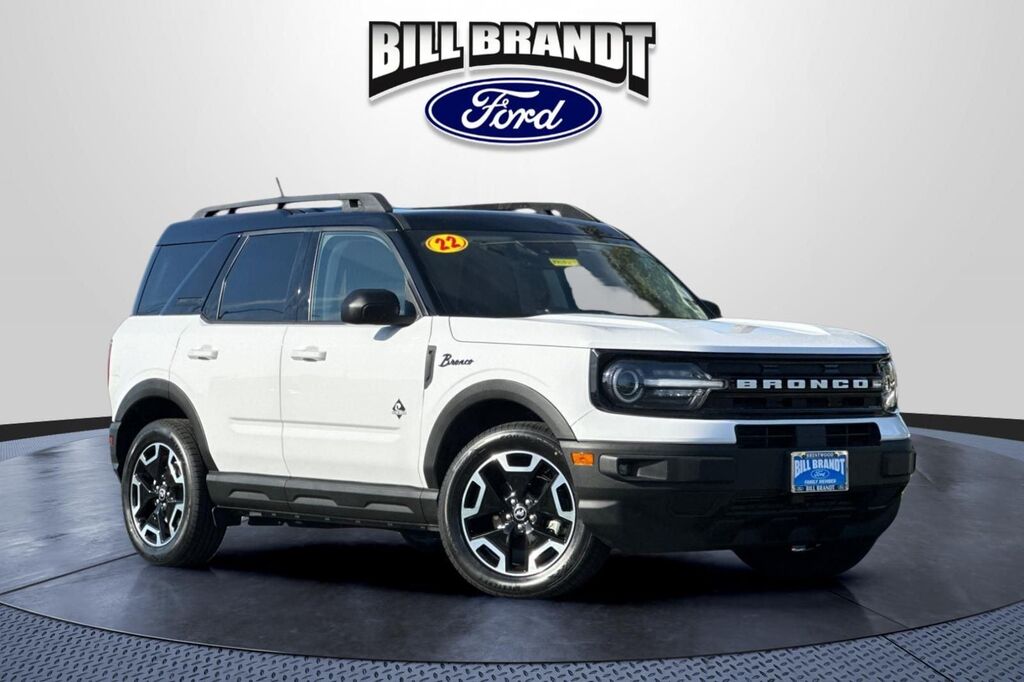2022 Ford Bronco Sport Outer Banks — photo 1 of 13