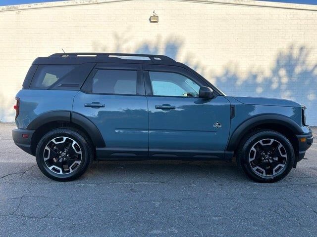 2023 Ford Bronco Sport Outer Banks — photo 1 of 5