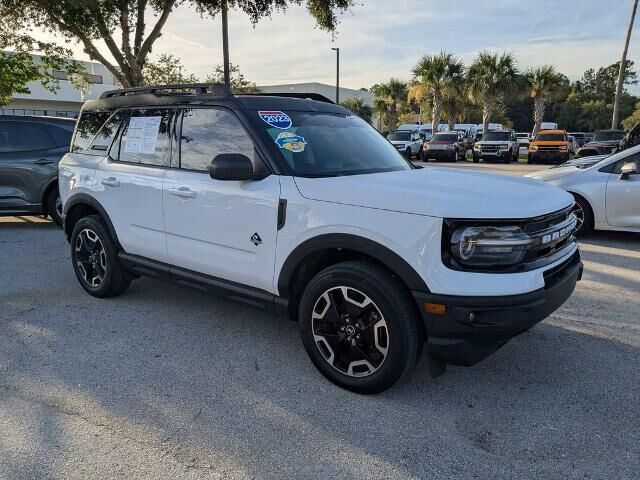 2023 Ford Bronco Sport Outer Banks — photo 1 of 12