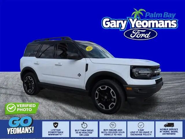 2024 Ford Bronco Sport Outer Banks — photo 1 of 3