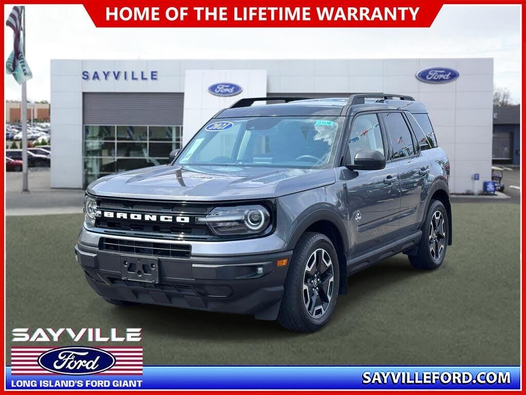 2021 Ford Bronco Sport Outer Banks — photo 1 of 1
