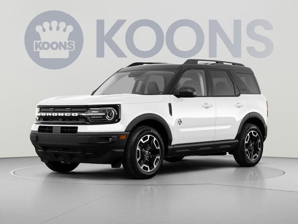 2021 Ford Bronco Sport Outer Banks — photo 1 of 1