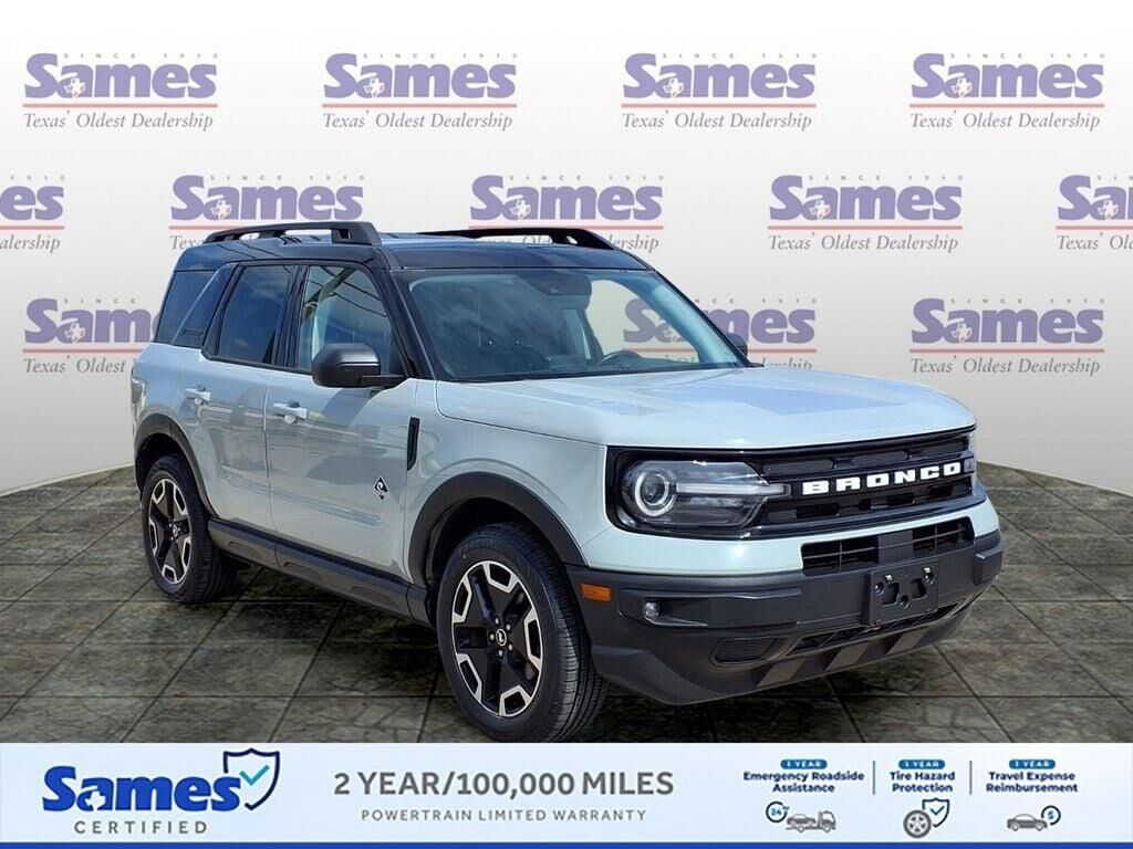 2022 Ford Bronco Sport Outer Banks — photo 1 of 1