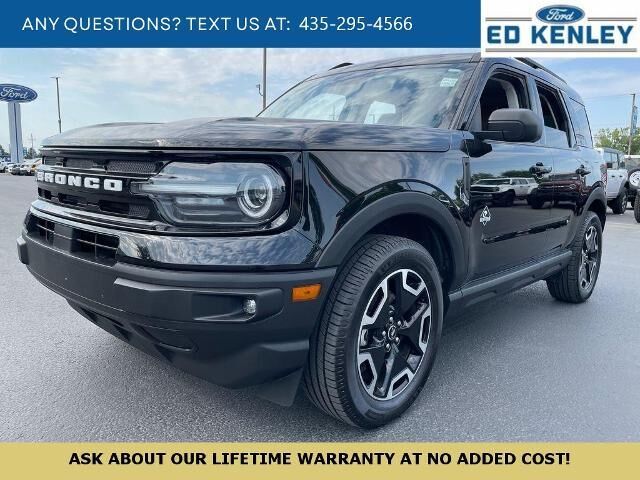 2023 Ford Bronco Sport Outer Banks — photo 1 of 13