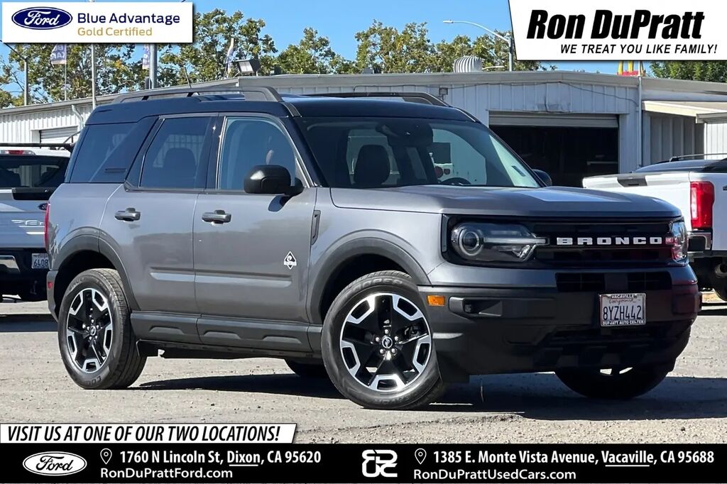 2021 Ford Bronco Sport Outer Banks — photo 1 of 13