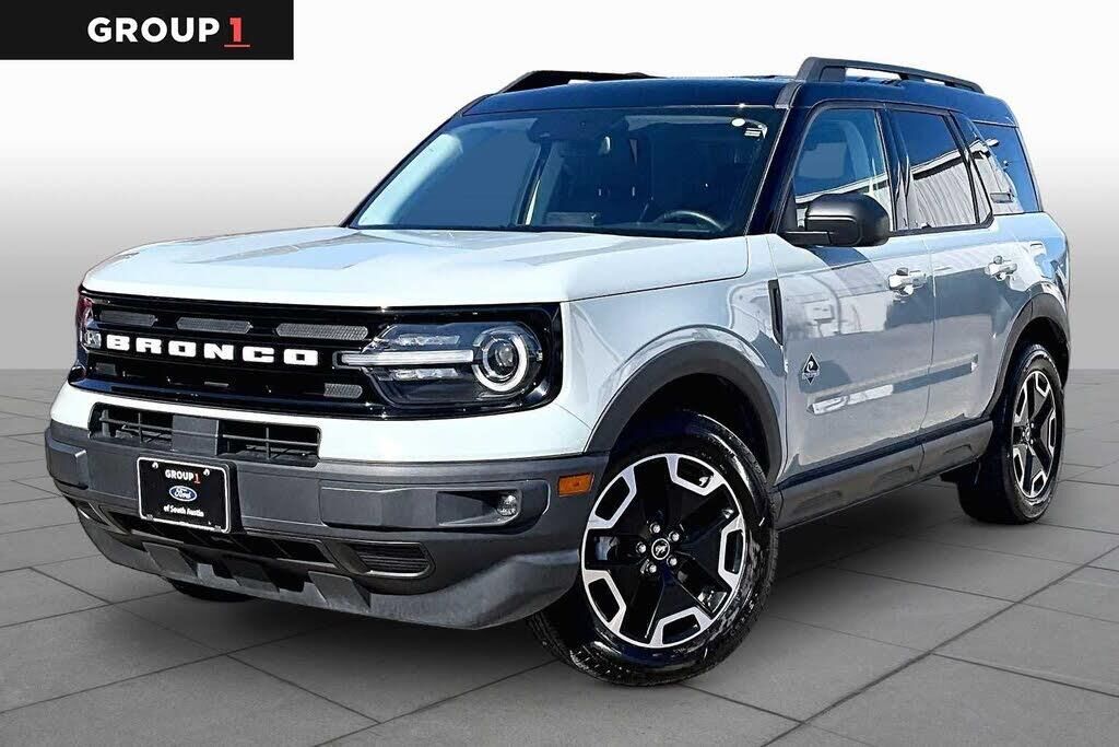 2021 Ford Bronco Sport Outer Banks — photo 1 of 1