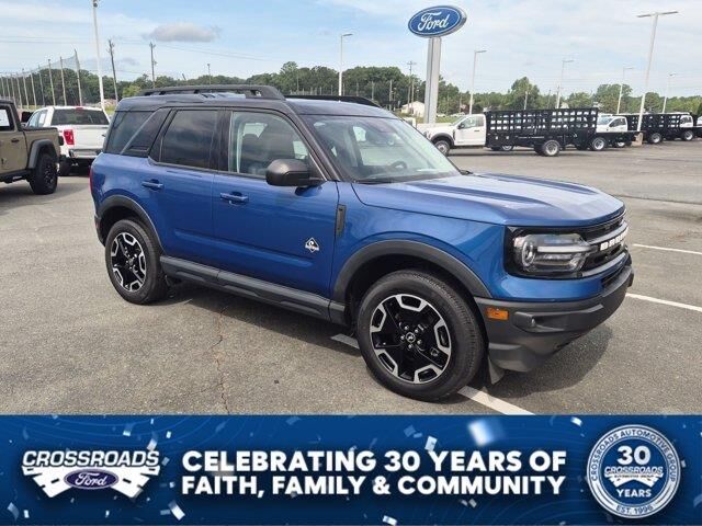 2023 Ford Bronco Sport Outer Banks — photo 1 of 1