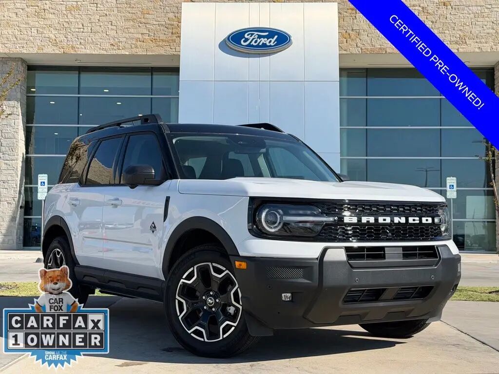 2025 Ford Bronco Sport Outer Banks — photo 1 of 13