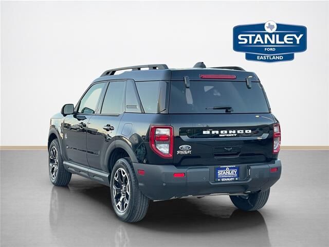 2025 Ford Bronco Sport Outer Banks — photo 1 of 6