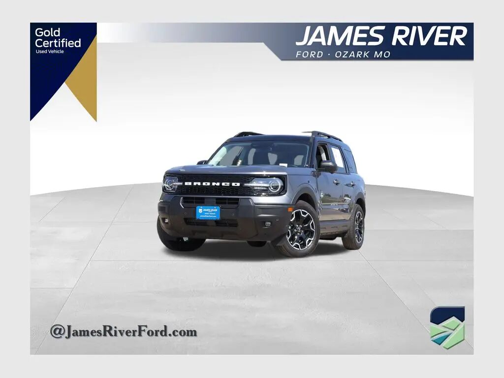2025 Ford Bronco Sport Outer Banks — photo 1 of 13