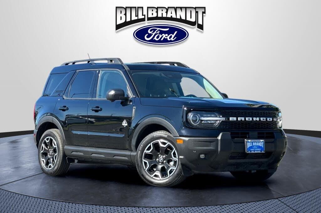 2025 Ford Bronco Sport Outer Banks — photo 1 of 1