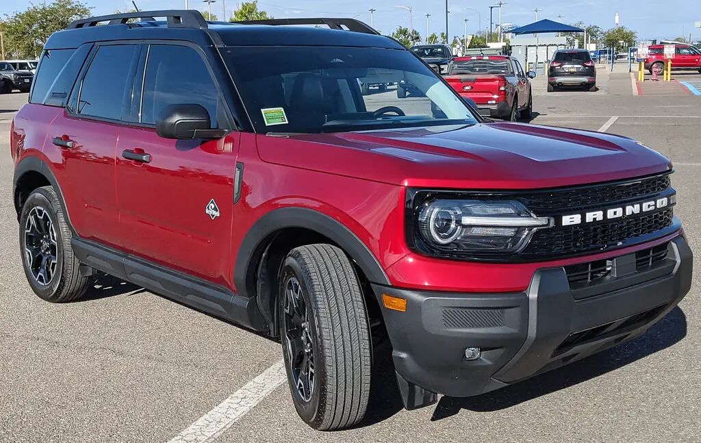 2026 Ford Bronco Sport Outer Banks — photo 1 of 13