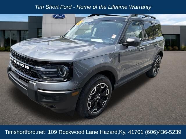 2025 Ford Bronco Sport Outer Banks — photo 1 of 1