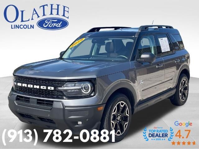 2025 Ford Bronco Sport Outer Banks — photo 1 of 13
