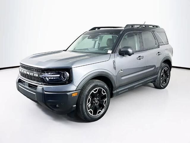 2025 Ford Bronco Sport Outer Banks — photo 1 of 13