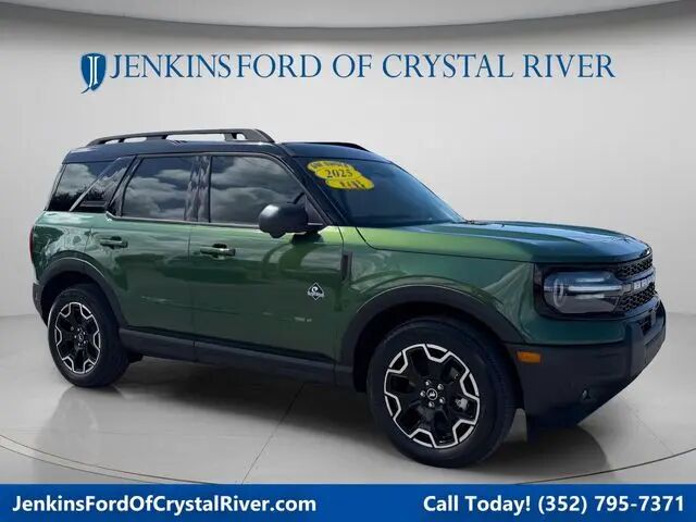 2025 Ford Bronco Sport Outer Banks — photo 1 of 13