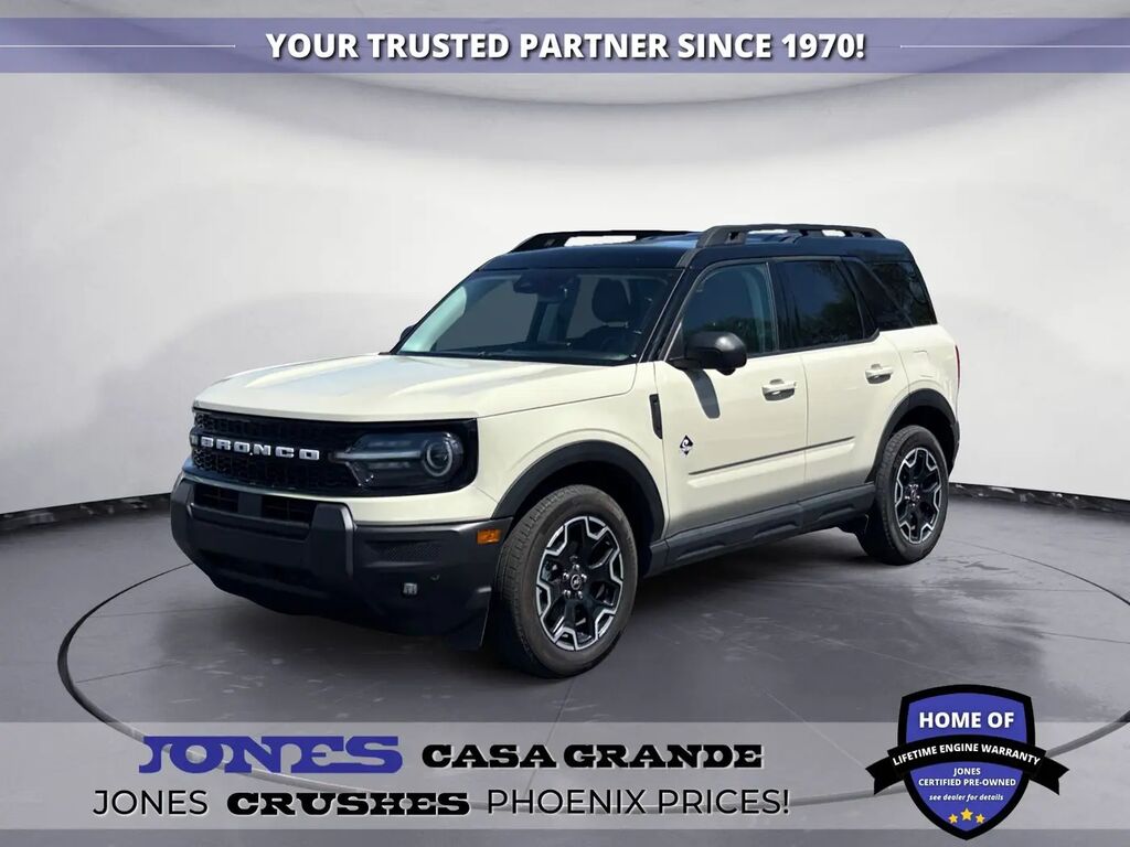 2025 Ford Bronco Sport Outer Banks — photo 1 of 12