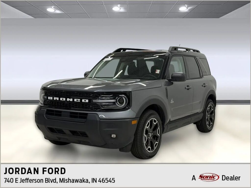 2025 Ford Bronco Sport Outer Banks — photo 1 of 13