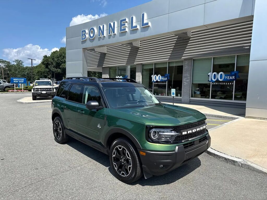 2025 Ford Bronco Sport Outer Banks — photo 1 of 13
