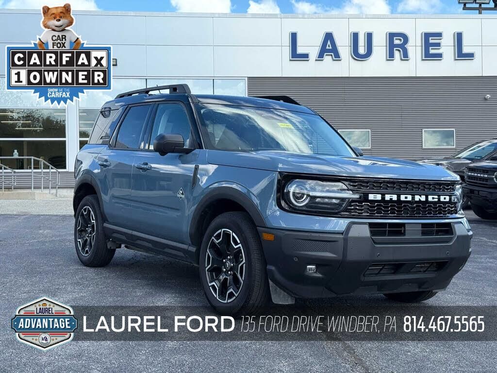 2025 Ford Bronco Sport Outer Banks — photo 1 of 1