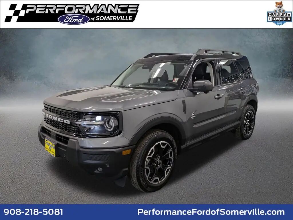 2025 Ford Bronco Sport Outer Banks — photo 1 of 13