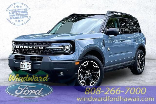 2025 Ford Bronco Sport Outer Banks — photo 1 of 13