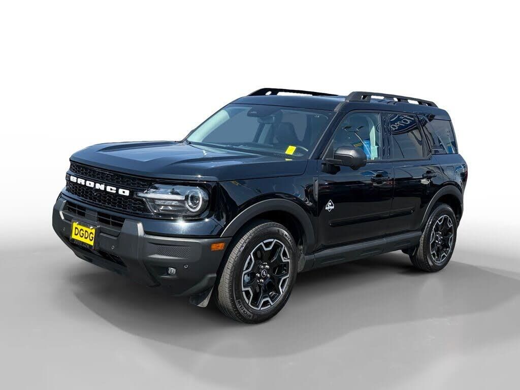 2025 Ford Bronco Sport Outer Banks — photo 1 of 1