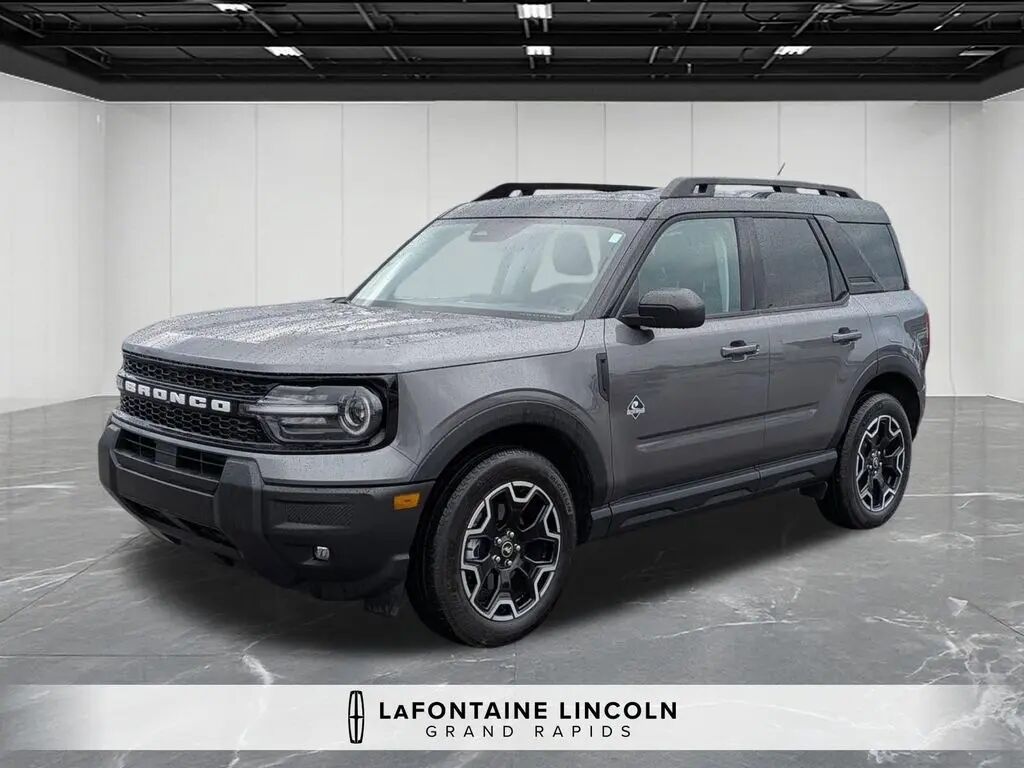 2025 Ford Bronco Sport Outer Banks — photo 1 of 13