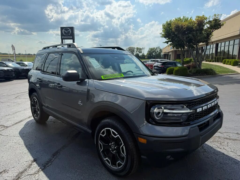 2026 Ford Bronco Sport Outer Banks — photo 1 of 13