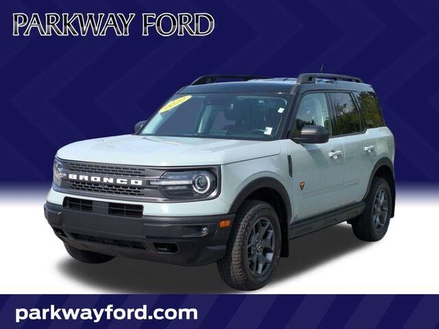 2022 Ford Bronco Sport Badlands — photo 1 of 9