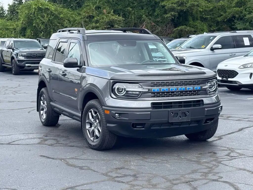 2023 Ford Bronco Sport Badlands — photo 1 of 13