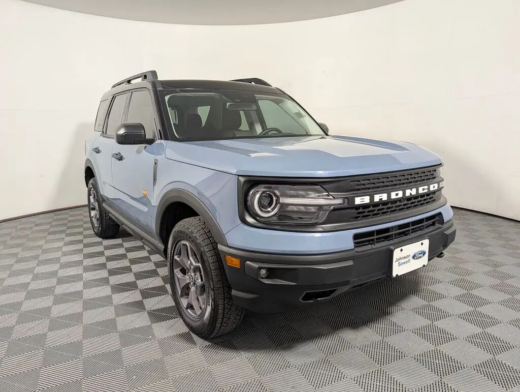 2024 Ford Bronco Sport Badlands — photo 1 of 13