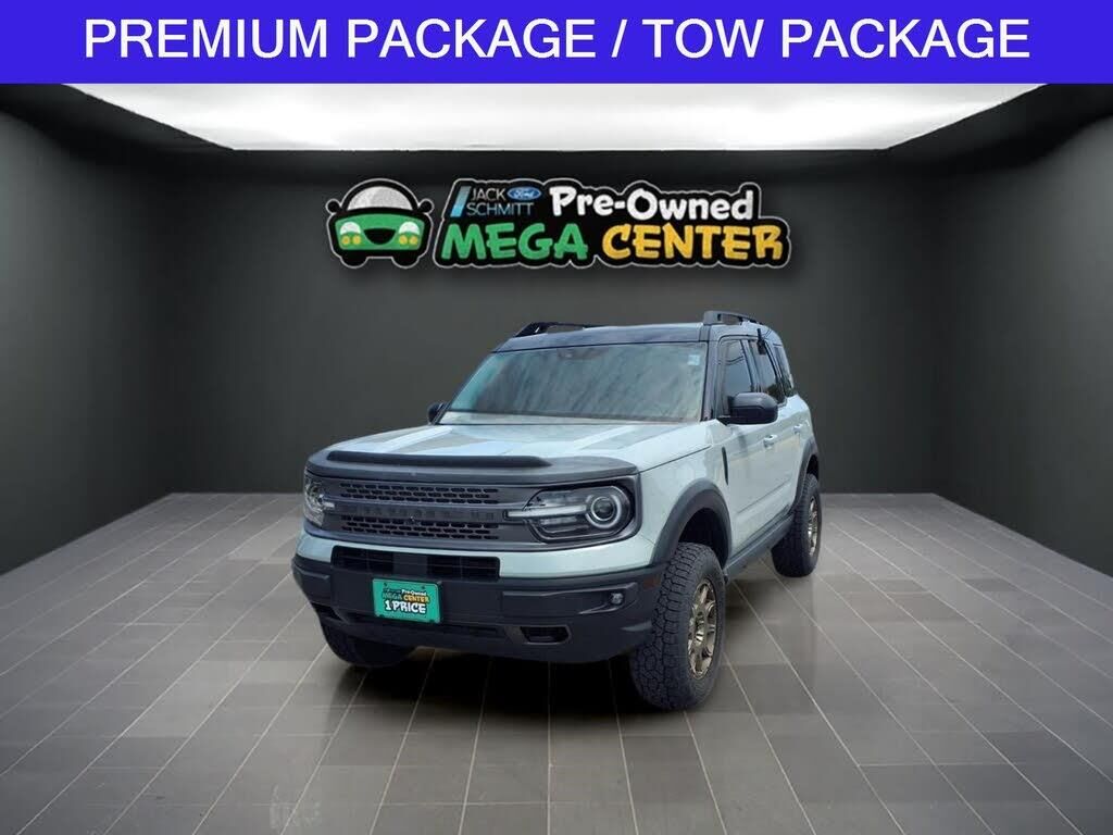 2022 Ford Bronco Sport Badlands — photo 1 of 1