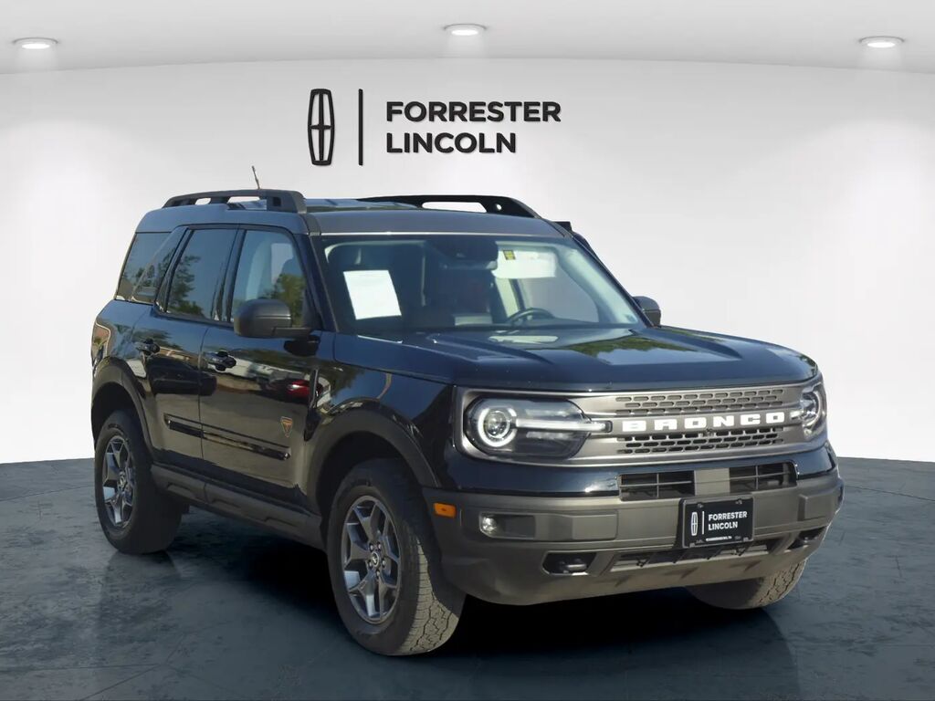 2023 Ford Bronco Sport Badlands — photo 1 of 13