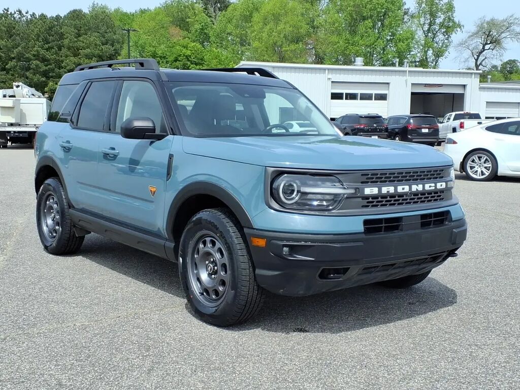 2021 Ford Bronco Sport Badlands — photo 1 of 13
