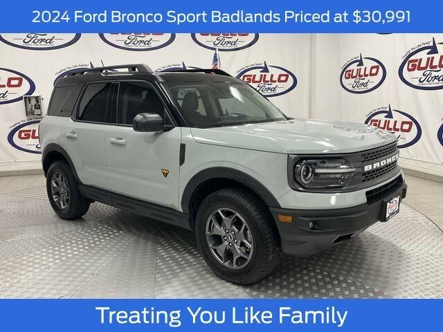 2024 Ford Bronco Sport Badlands — photo 1 of 13