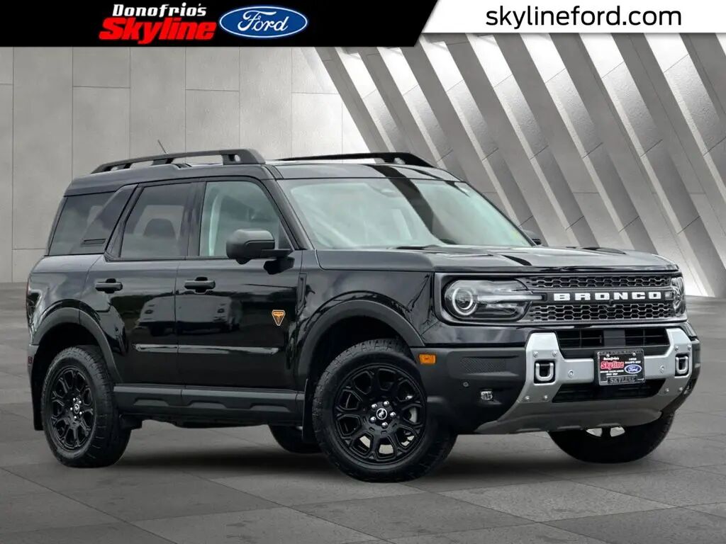 2025 Ford Bronco Sport Badlands — photo 1 of 13