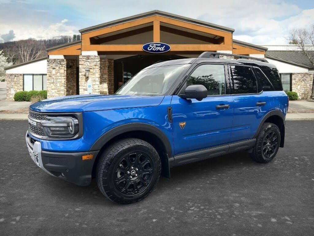 2025 Ford Bronco Sport Badlands — photo 1 of 14