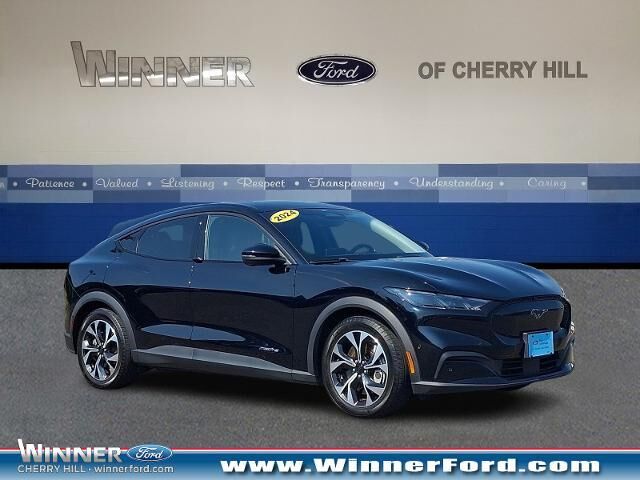 2024 Ford Mustang Mach-E Select — photo 1 of 13